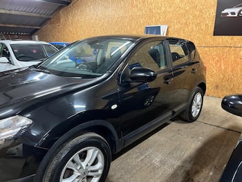 Used Nissan Qashqai 2010 for sale - 79888455: Photo