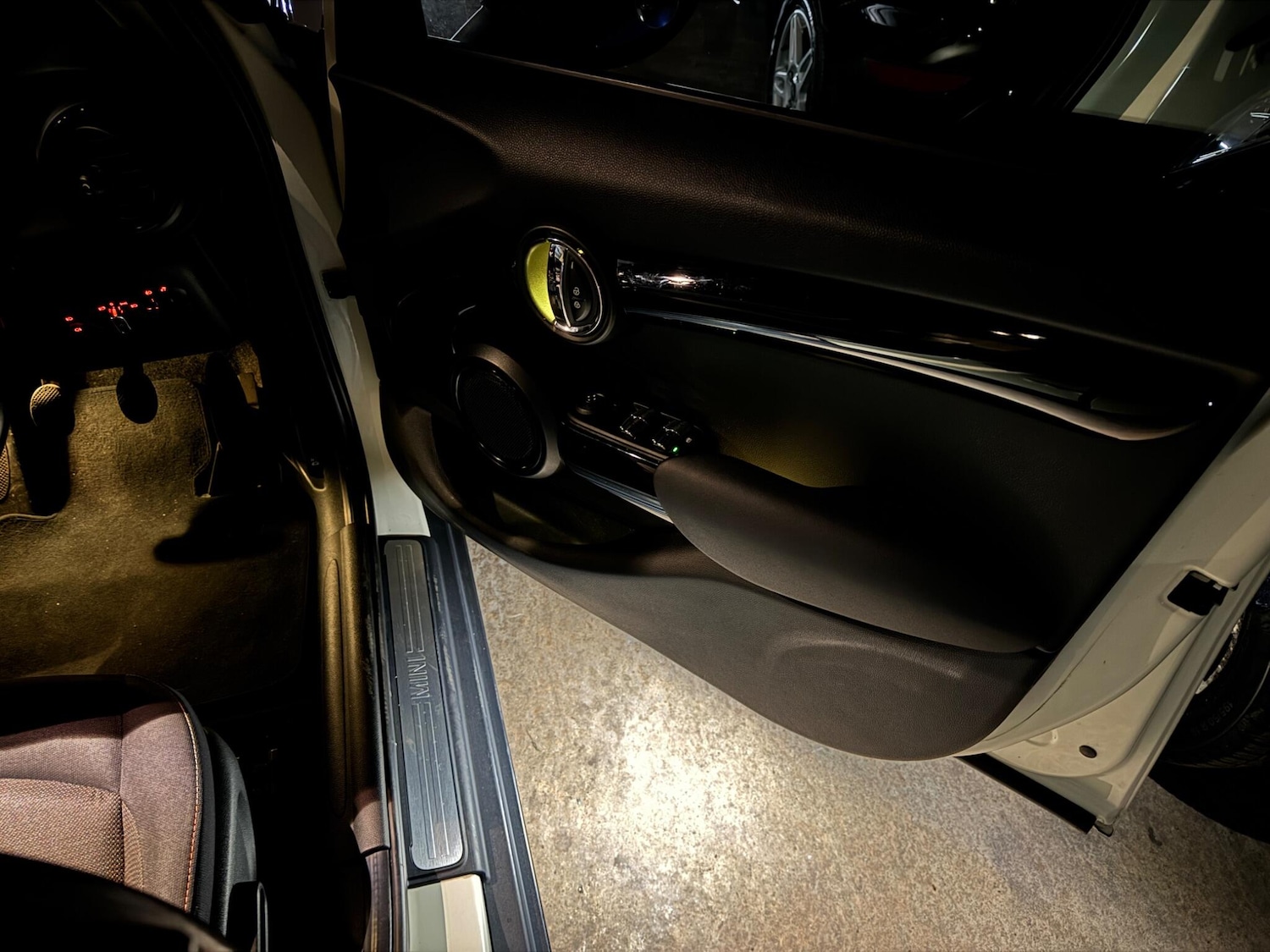 Used MINI Hatch 2015 for sale - 77109605: Photo 28