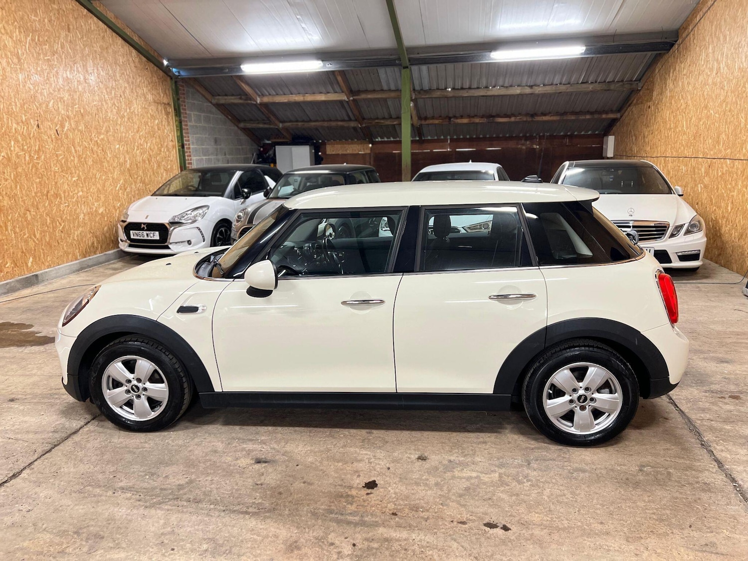 Used MINI Hatch 2015 for sale - 77109605: Photo 5