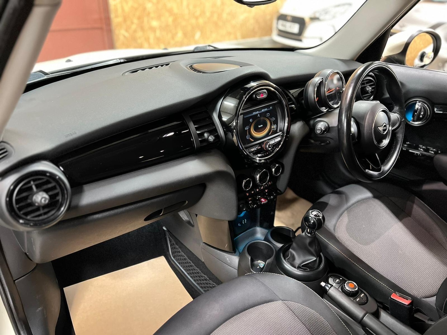 Used MINI Hatch 2015 for sale - 77109605: Photo 8