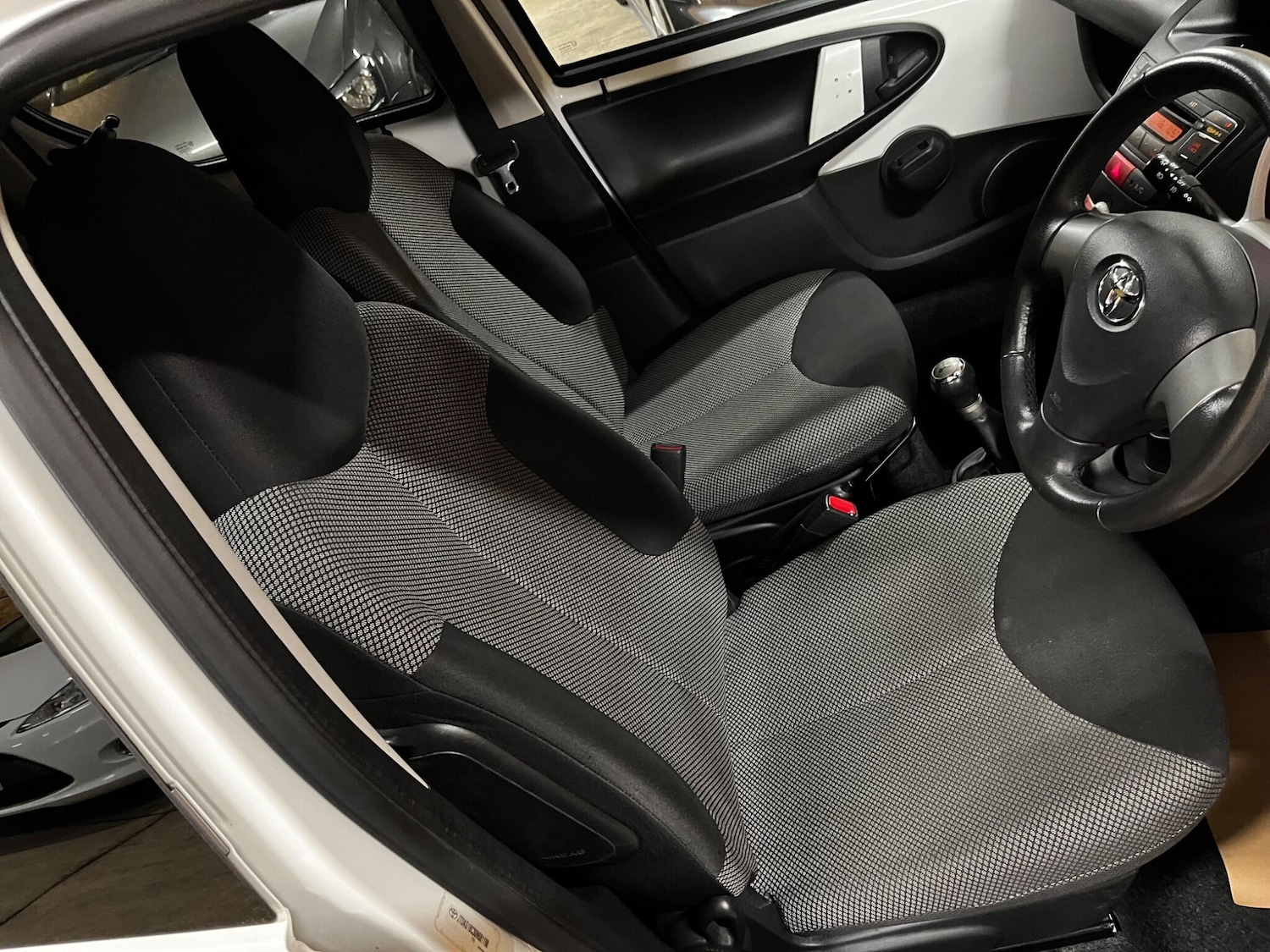 Used Toyota AYGO for sale - 78115282: Photo 18