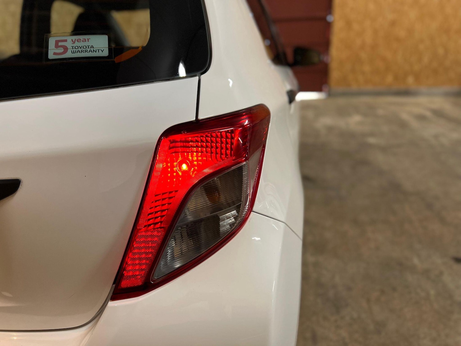 Used Toyota Yaris 2013 for sale - 76189885: Photo 21