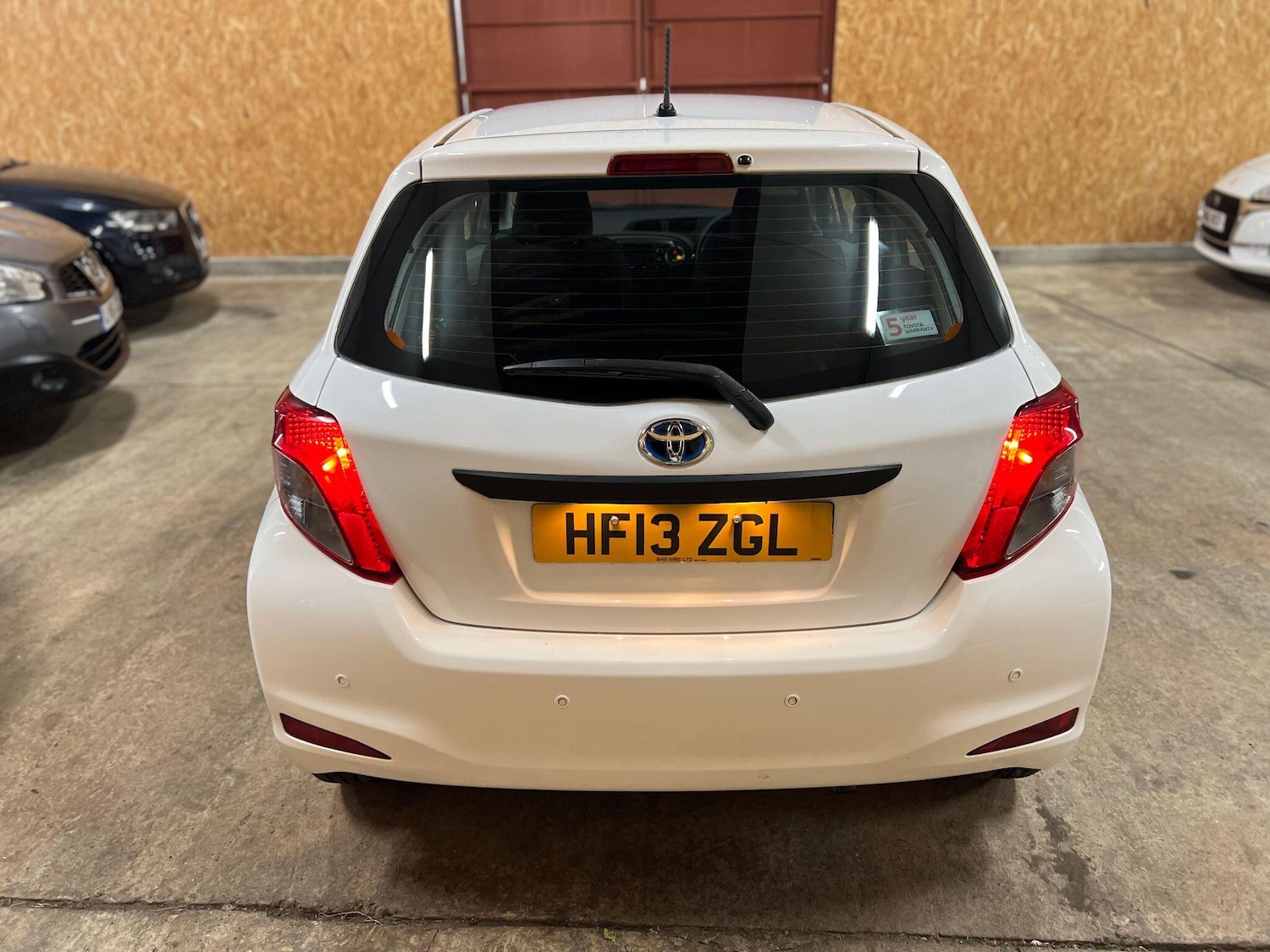 Used Toyota Yaris 2013 for sale - 76189885: Photo 5