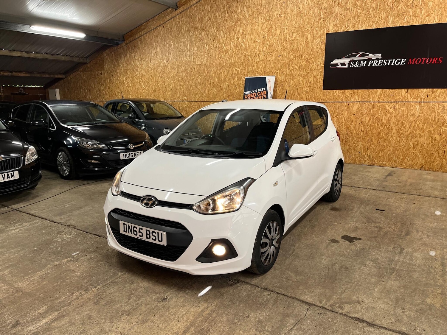 Used Hyundai i10 2015 for sale - 77564634: Photo 3