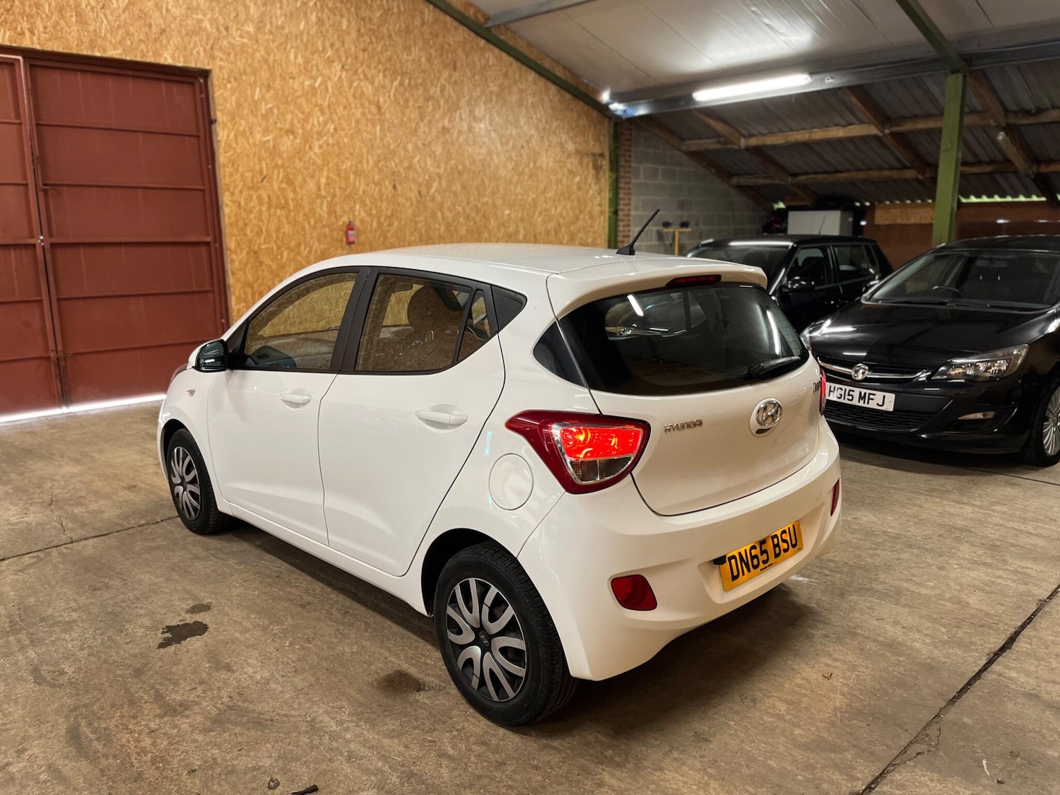 Used Hyundai i10 2015 for sale - 77564634: Photo 5