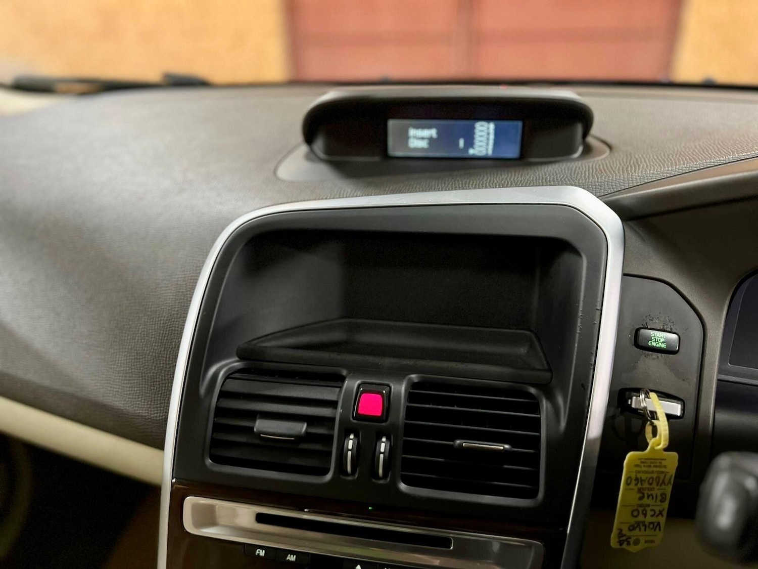 Used Volvo XC60 2010 for sale - 77633044: Photo 25