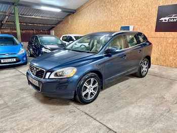 Used Volvo XC60 2010 for sale - 77633044: Photo