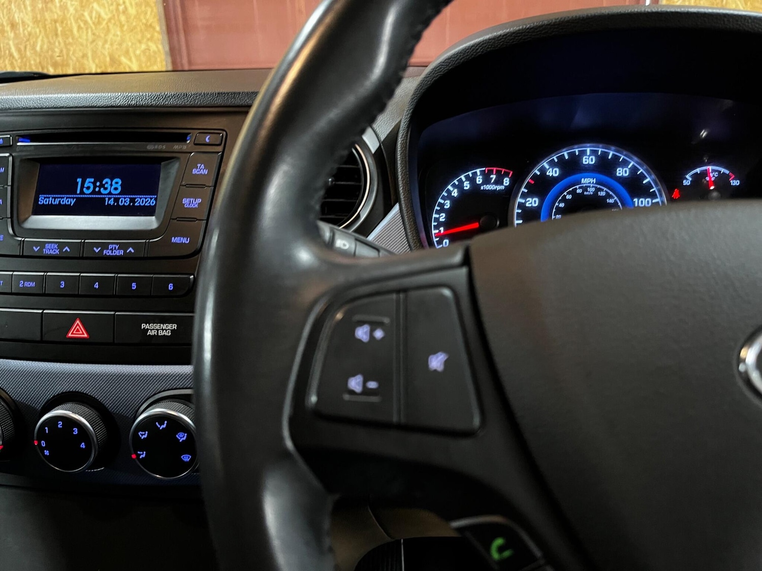 Used Hyundai i10 2015 for sale - 77892637: Photo 16