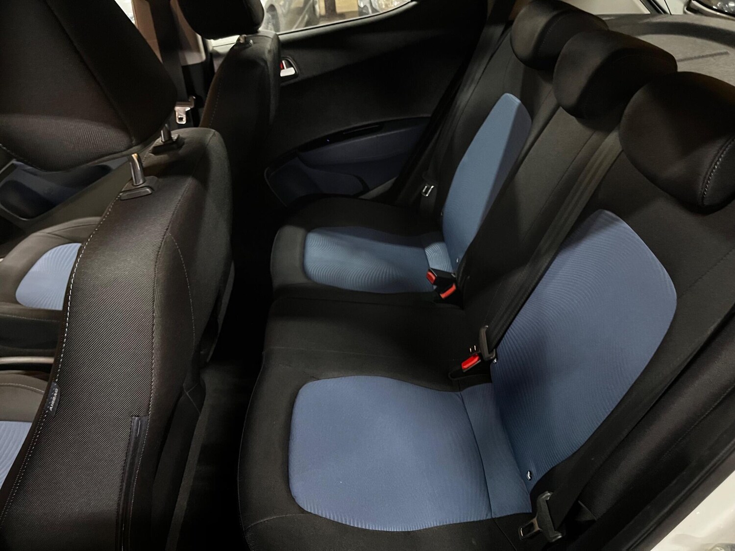 Used Hyundai i10 2015 for sale - 77892637: Photo 24