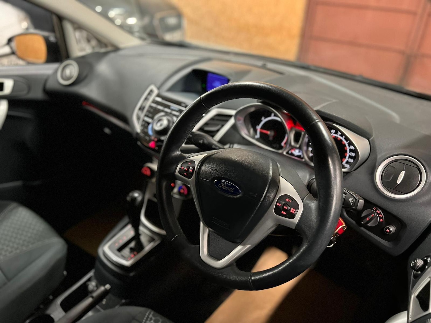 Used Ford Fiesta 2012 for sale - 76318028: Photo 10