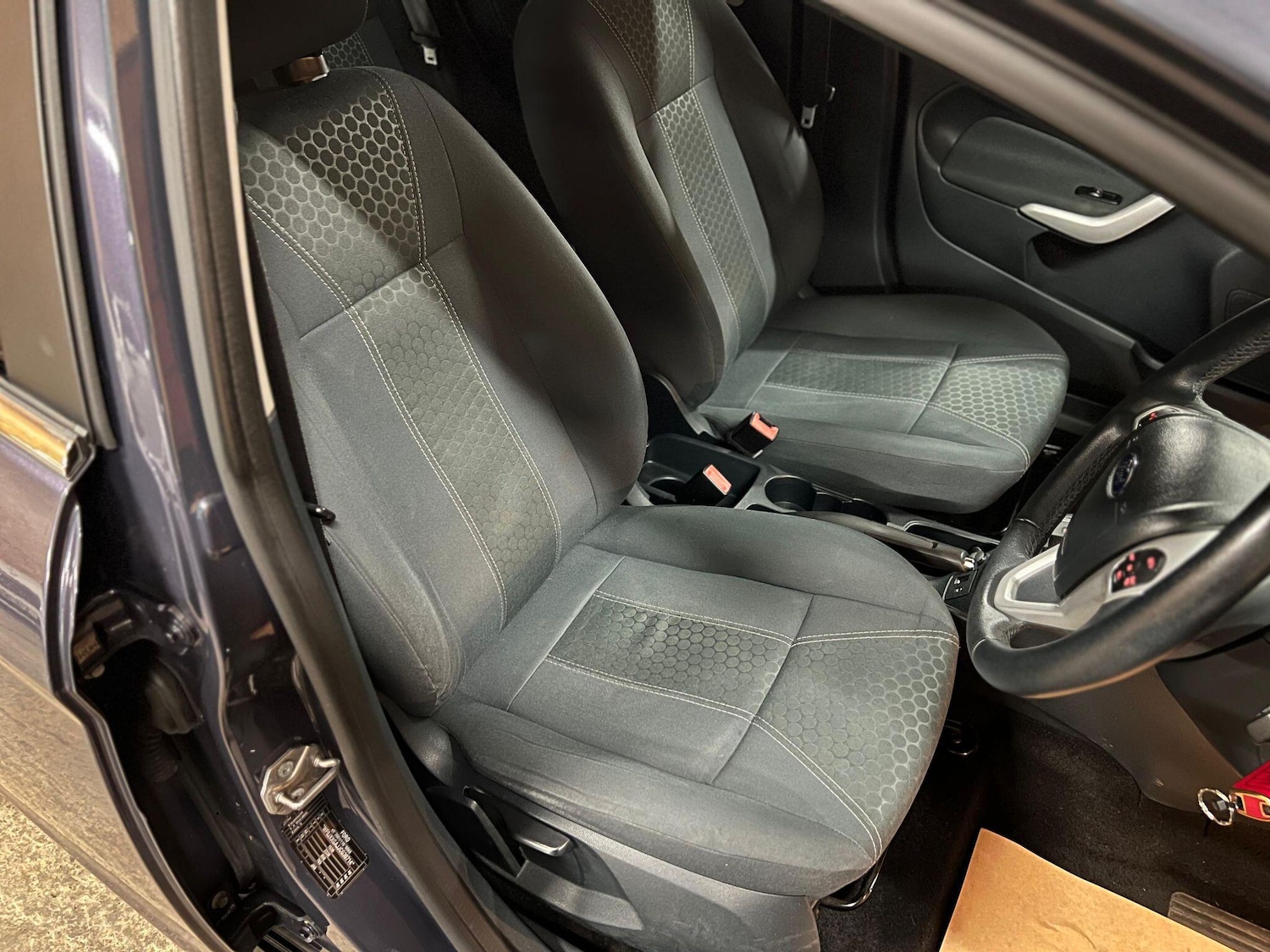 Used Ford Fiesta 2012 for sale - 76318028: Photo 13