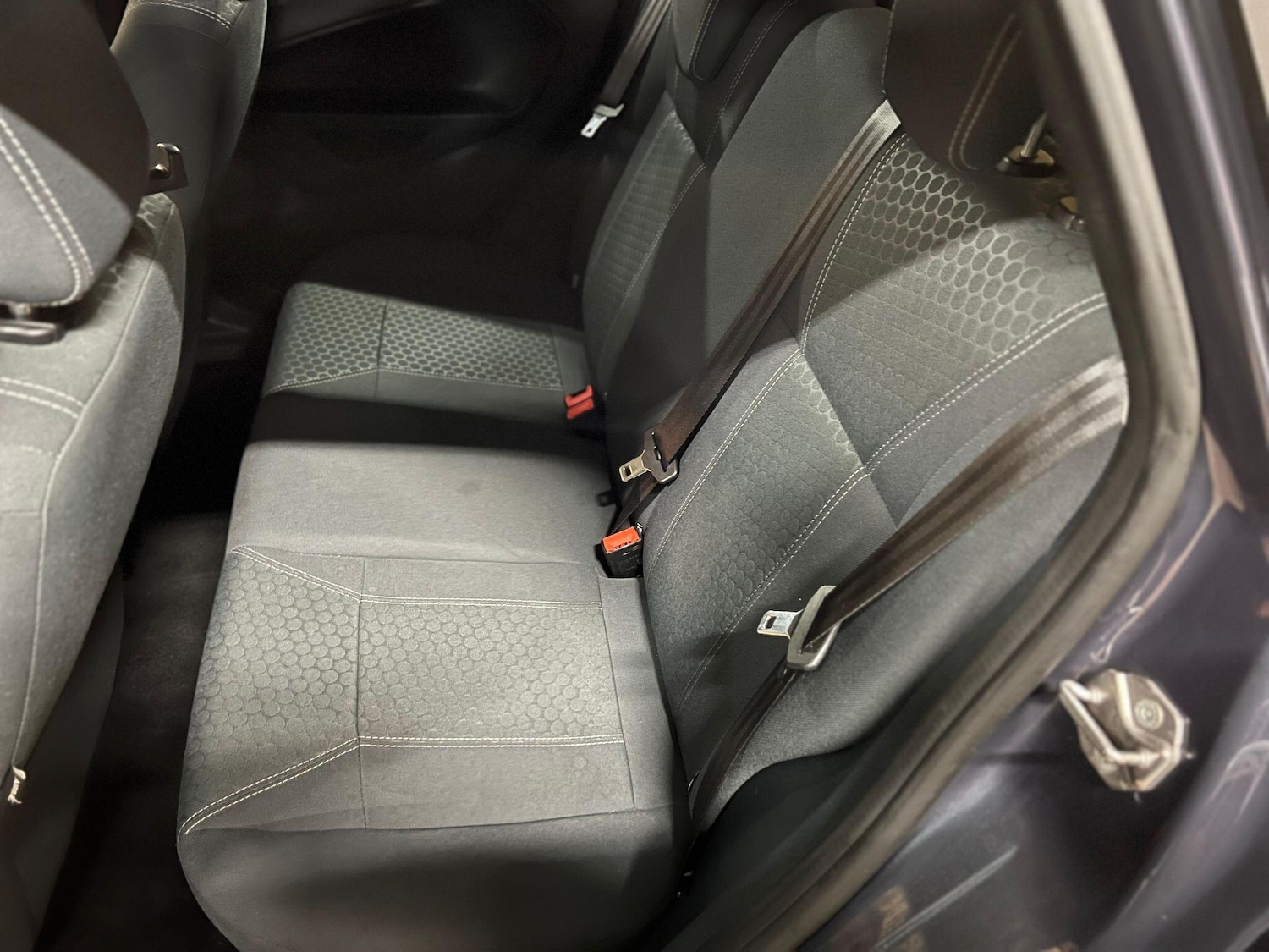 Used Ford Fiesta 2012 for sale - 76318028: Photo 15