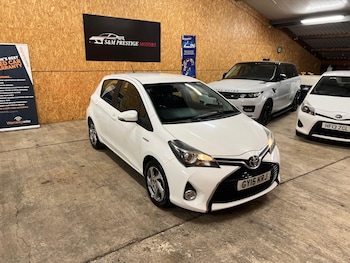 2015 (15) - 1.5 Hybrid Icon 5dr CVT