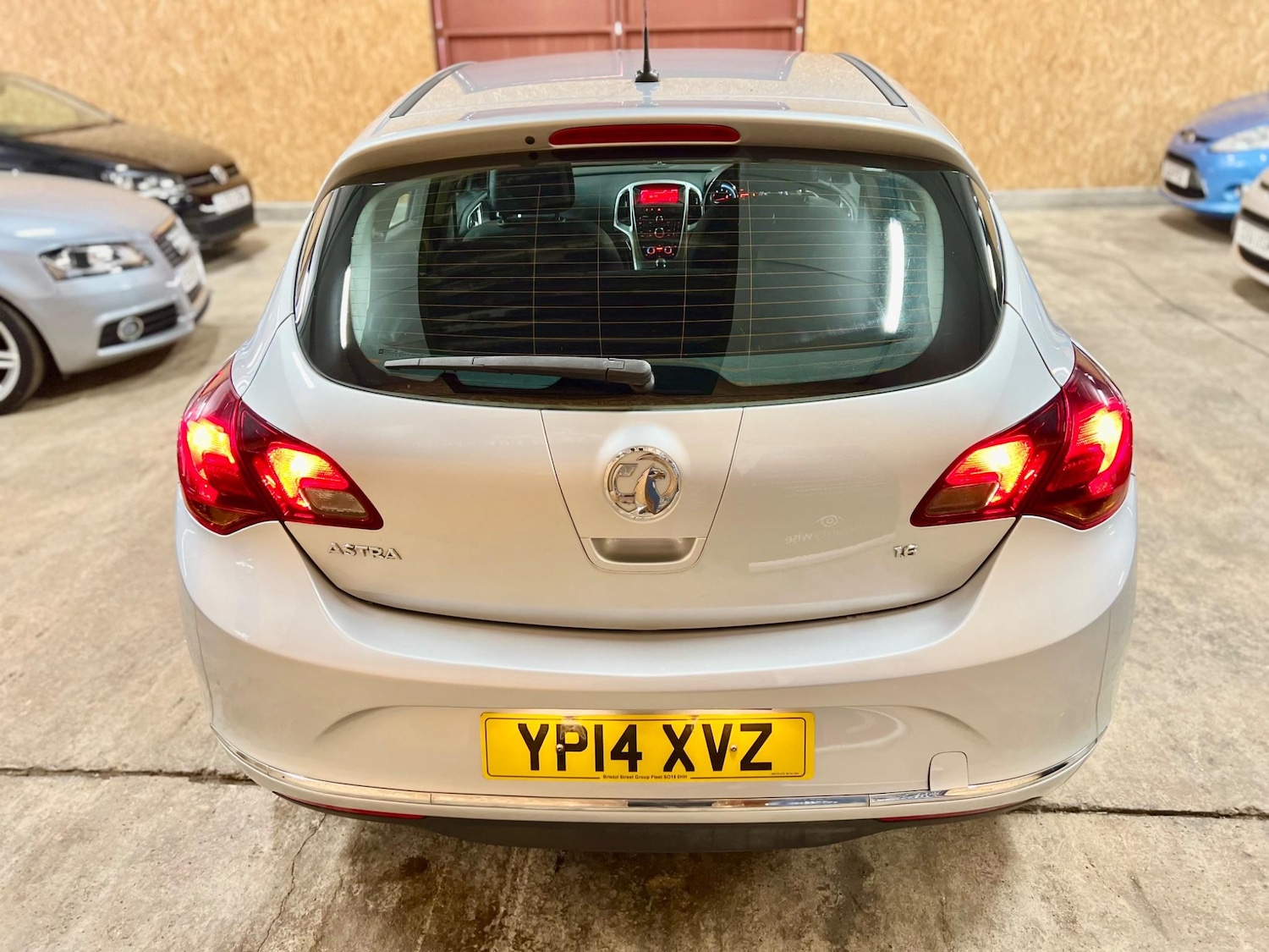 Vehicle 21