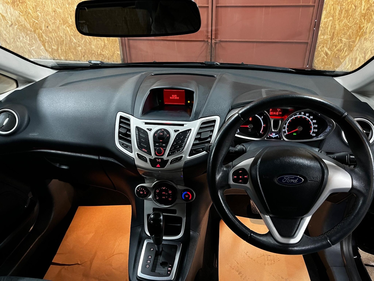 Used Ford Fiesta 2012 for sale - 77737963: Photo 15