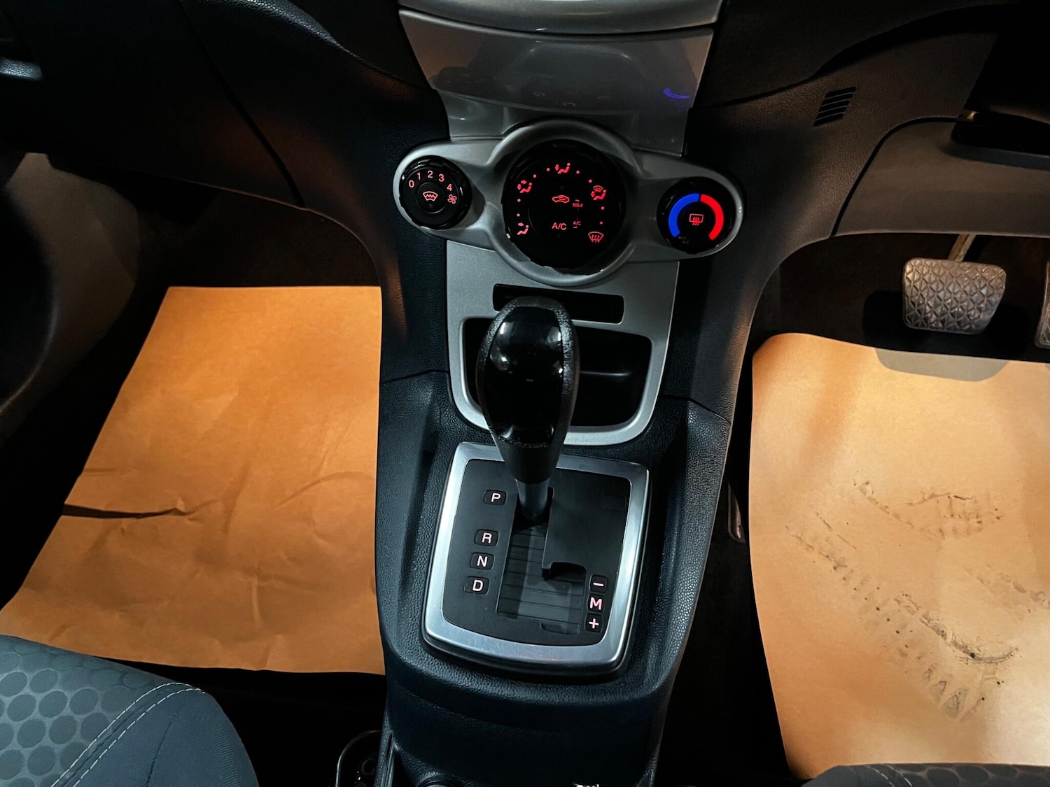 Used Ford Fiesta 2012 for sale - 77737963: Photo 17