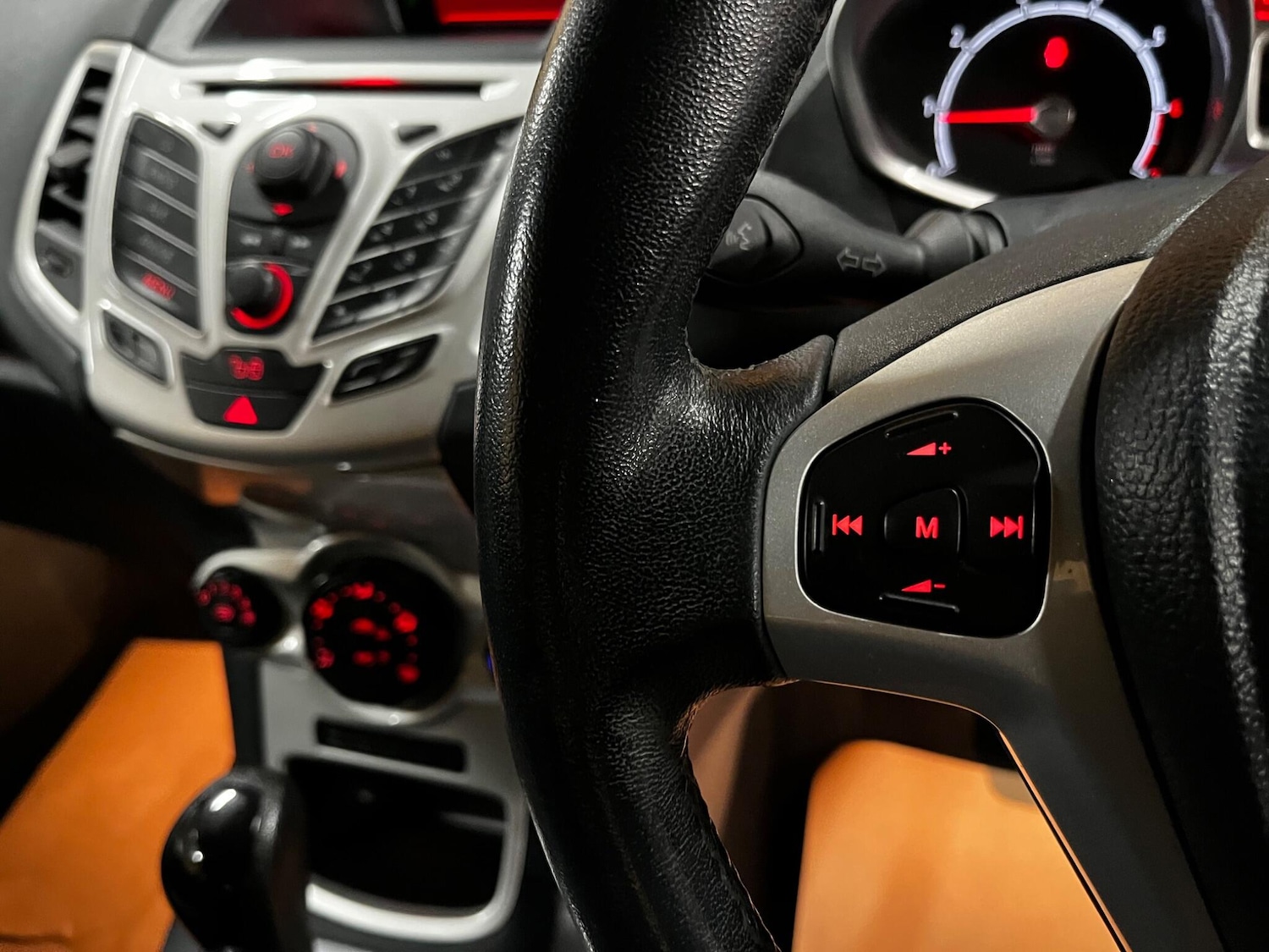 Used Ford Fiesta 2012 for sale - 77737963: Photo 19