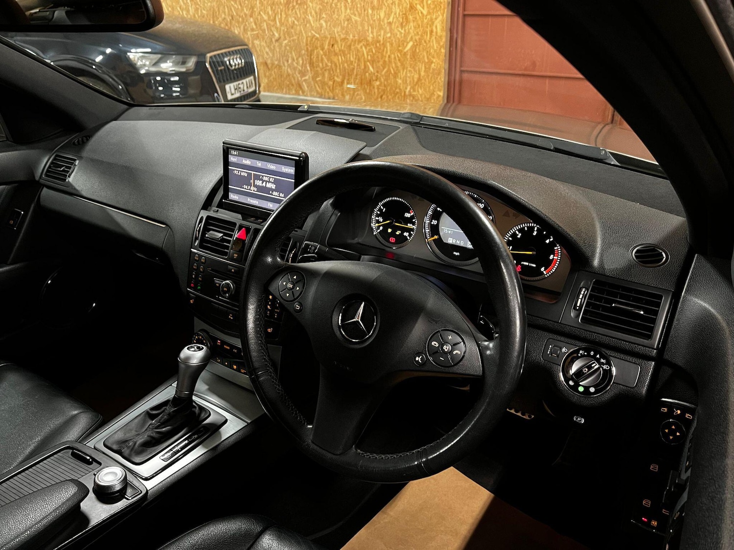 Used Mercedes-Benz C Class 2008 for sale - 76381104: Photo 12