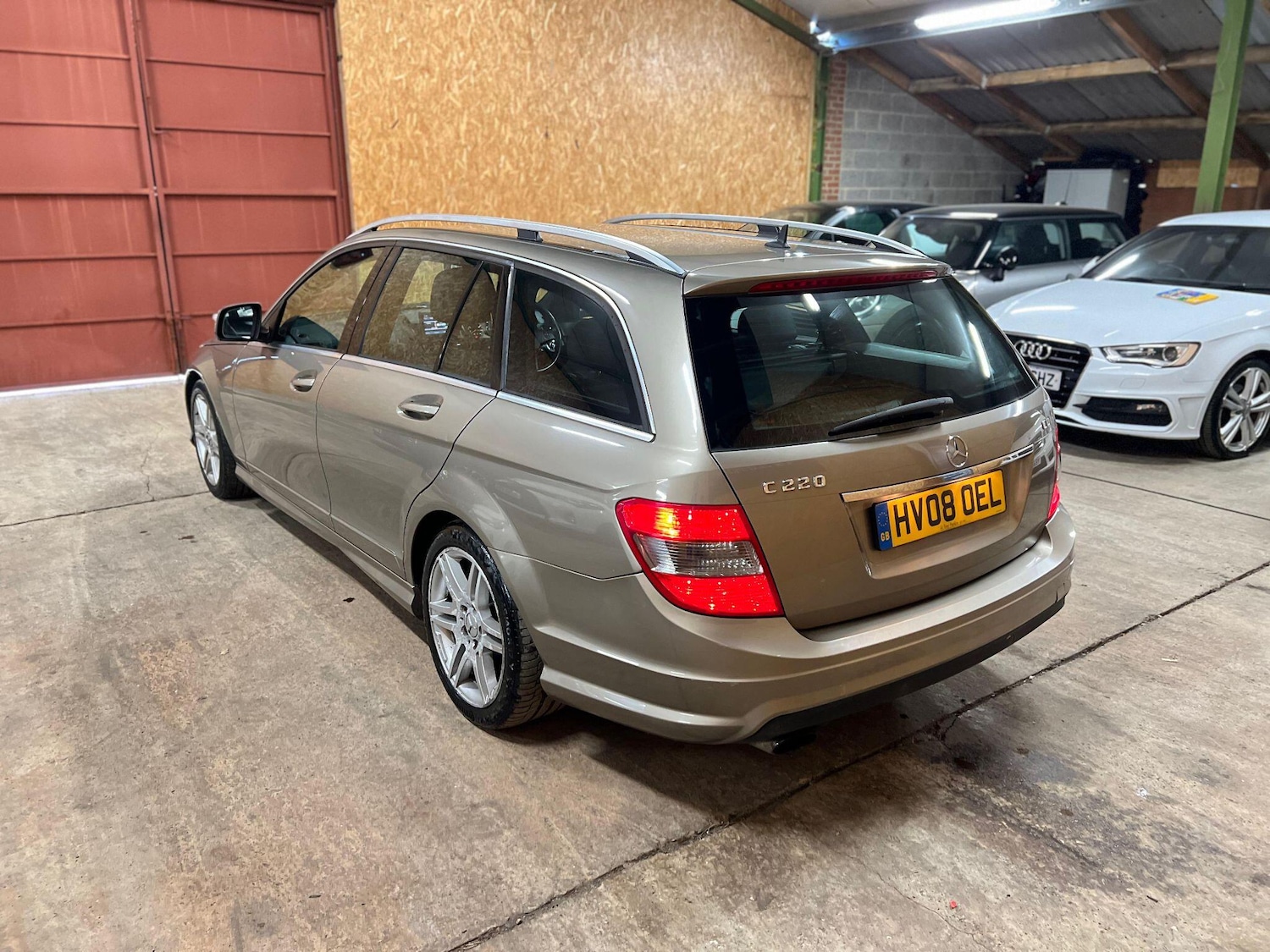 Used Mercedes-Benz C Class 2008 for sale - 76381104: Photo 4