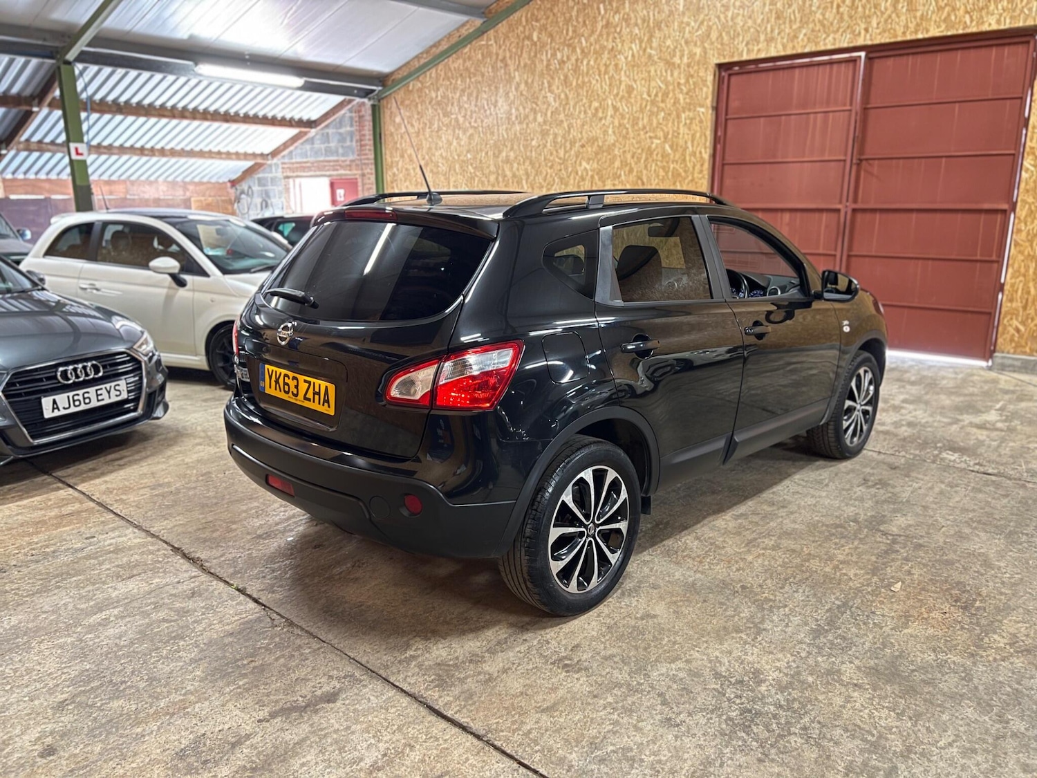 Used Nissan Qashqai 2013 for sale - 77060376: Photo 10