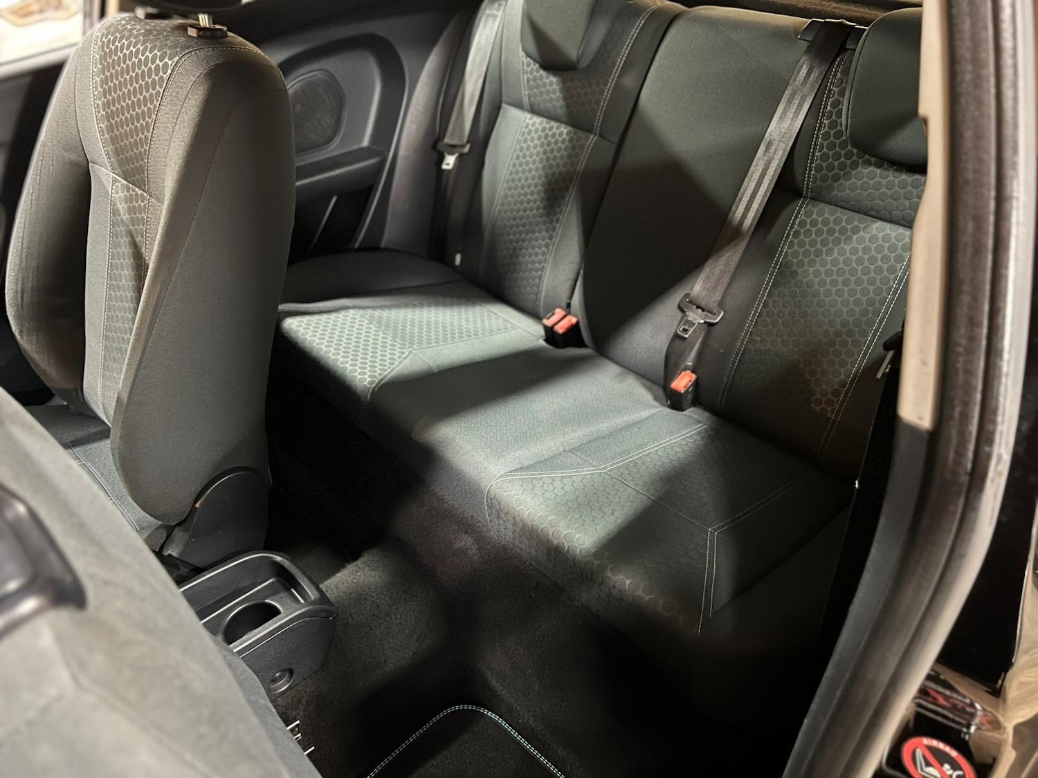 Used Ford Fiesta 2011 for sale - 76527981: Photo 14