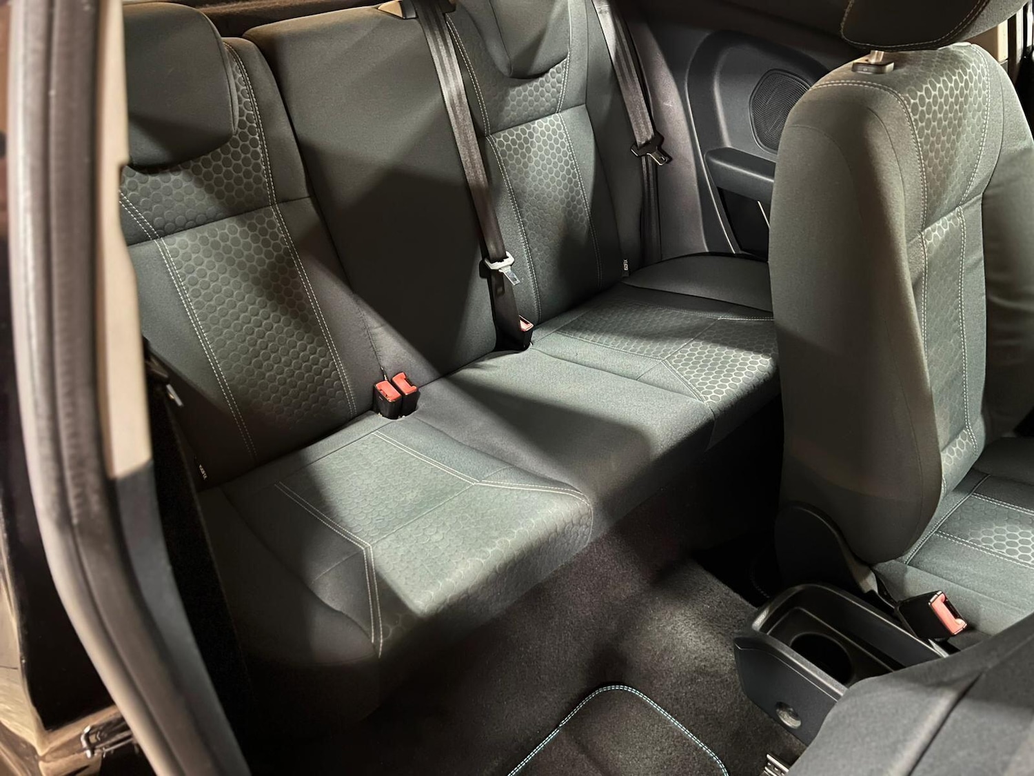 Used Ford Fiesta 2011 for sale - 76527981: Photo 15