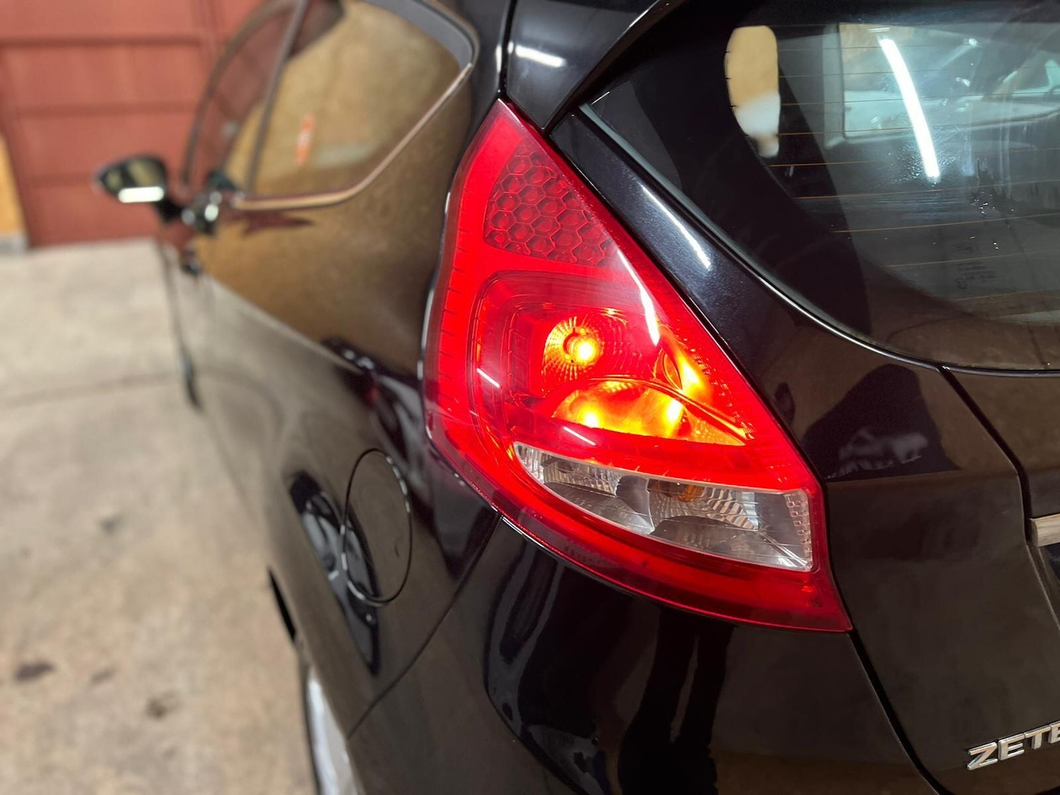 Used Ford Fiesta 2011 for sale - 76527981: Photo 24