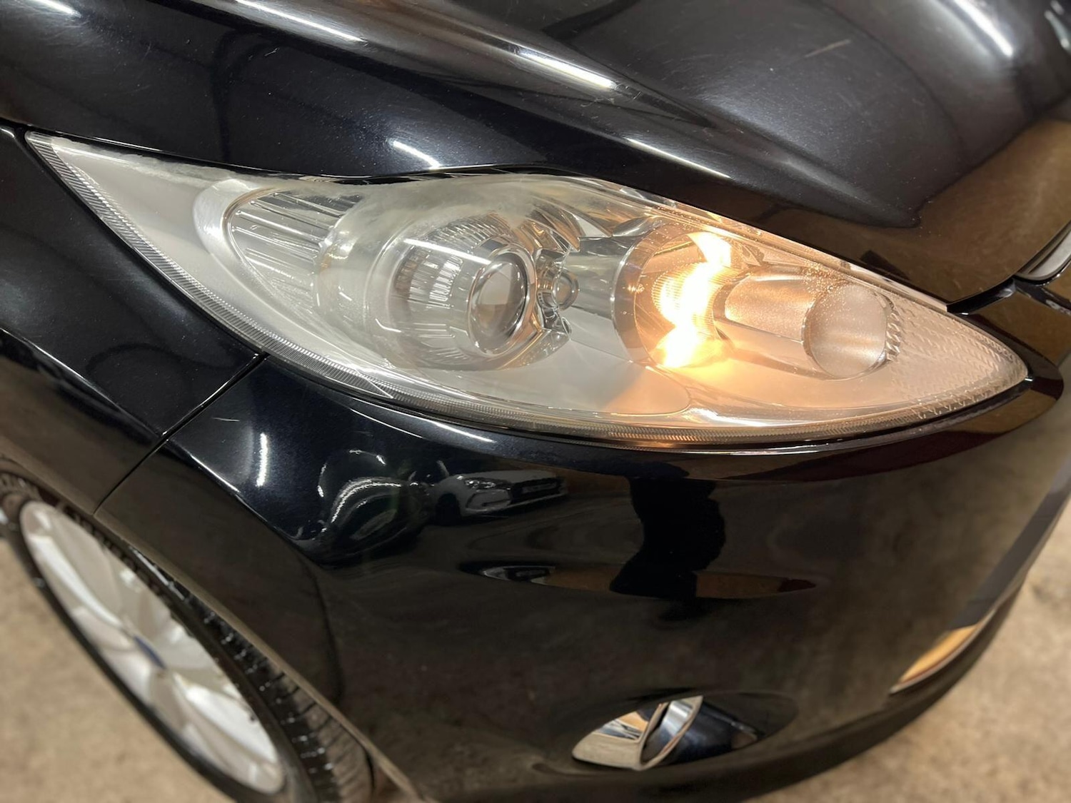 Used Ford Fiesta 2011 for sale - 76527981: Photo 26