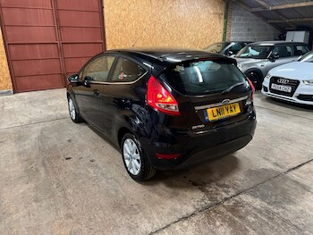 Used Ford Fiesta 2011 for sale - 76527981: Photo