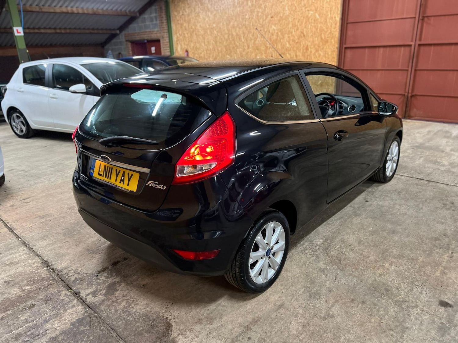 Used Ford Fiesta 2011 for sale - 76527981: Photo 8