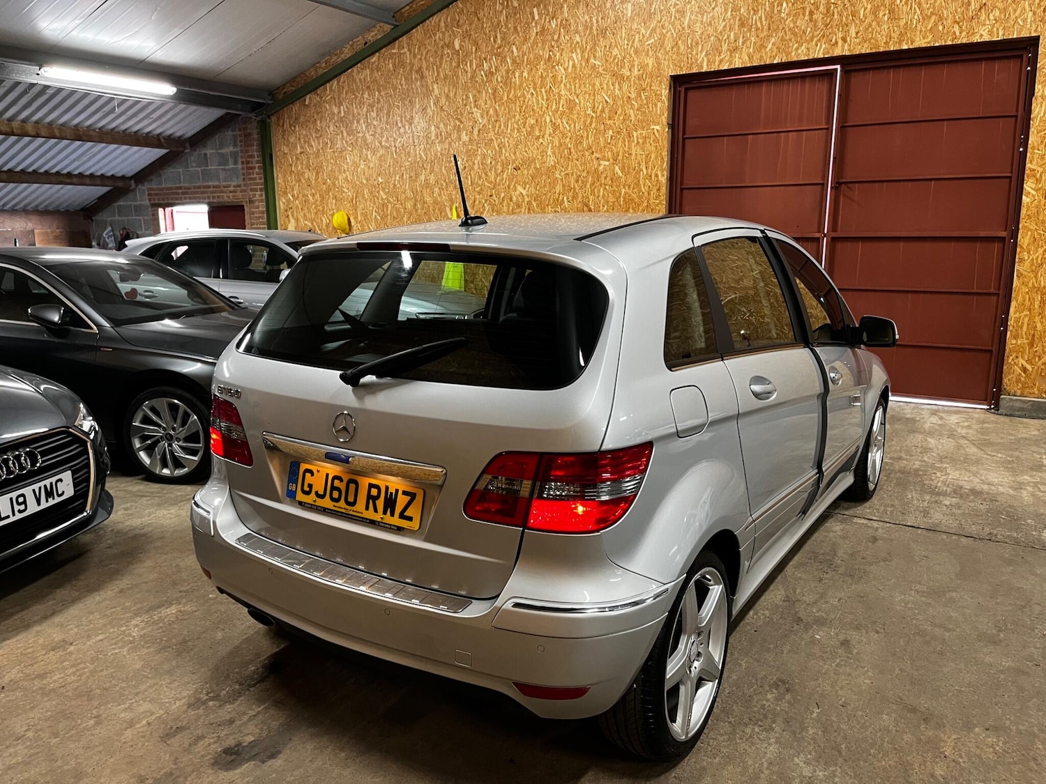 Used Mercedes-Benz B Class 2010 for sale - 77892414: Photo 7