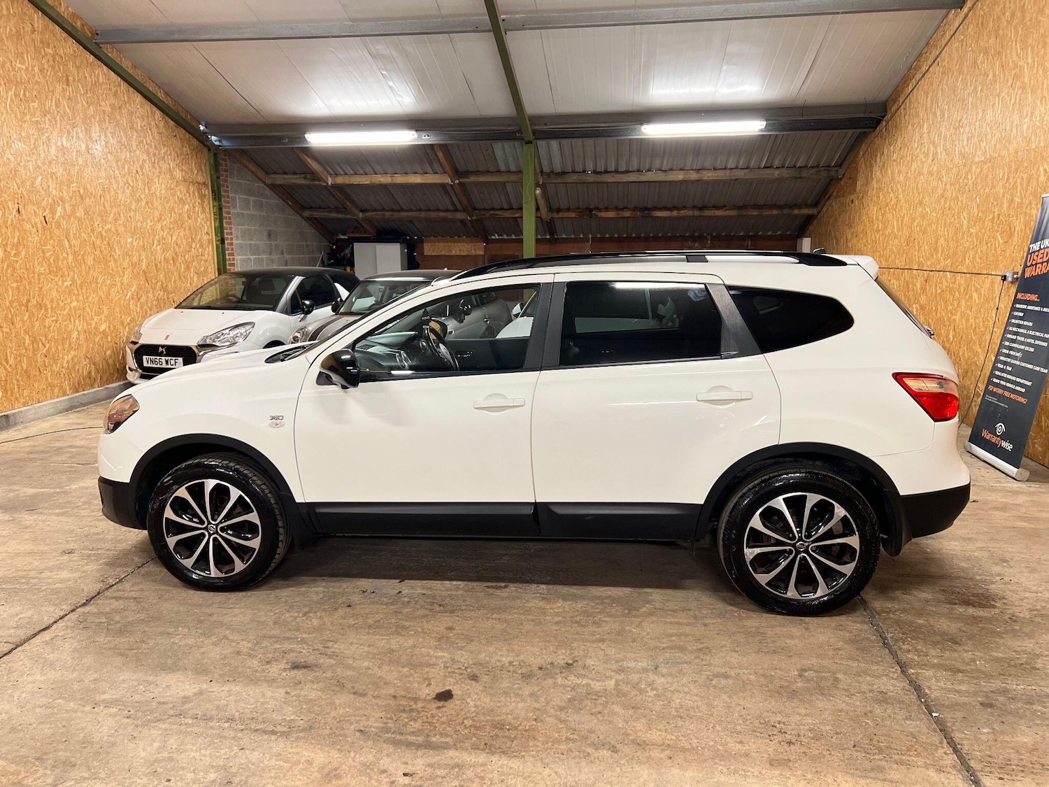 Used Nissan Qashqai+2 2013 for sale - 76549950: Photo 7