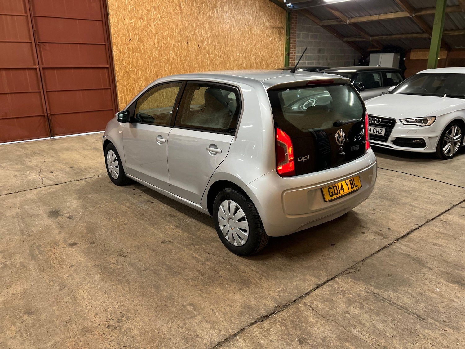 Used Volkswagen up! for sale - 77484552: Photo 4