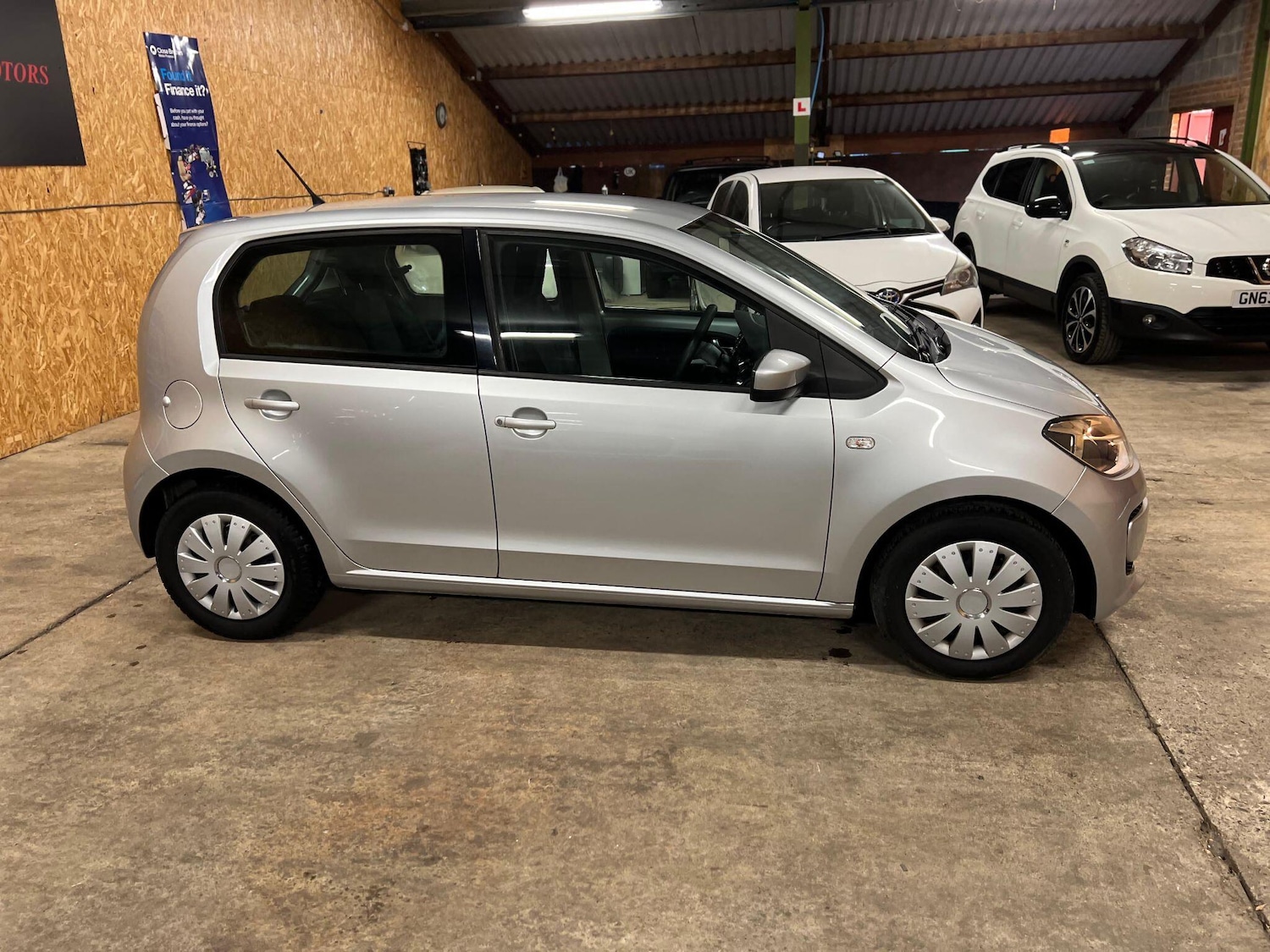 Used Volkswagen up! for sale - 77484552: Photo 7