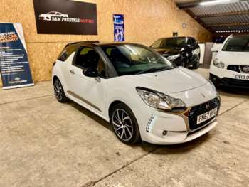 2017 (67) - 1.2 PureTech Connected Chic Euro 6 3dr