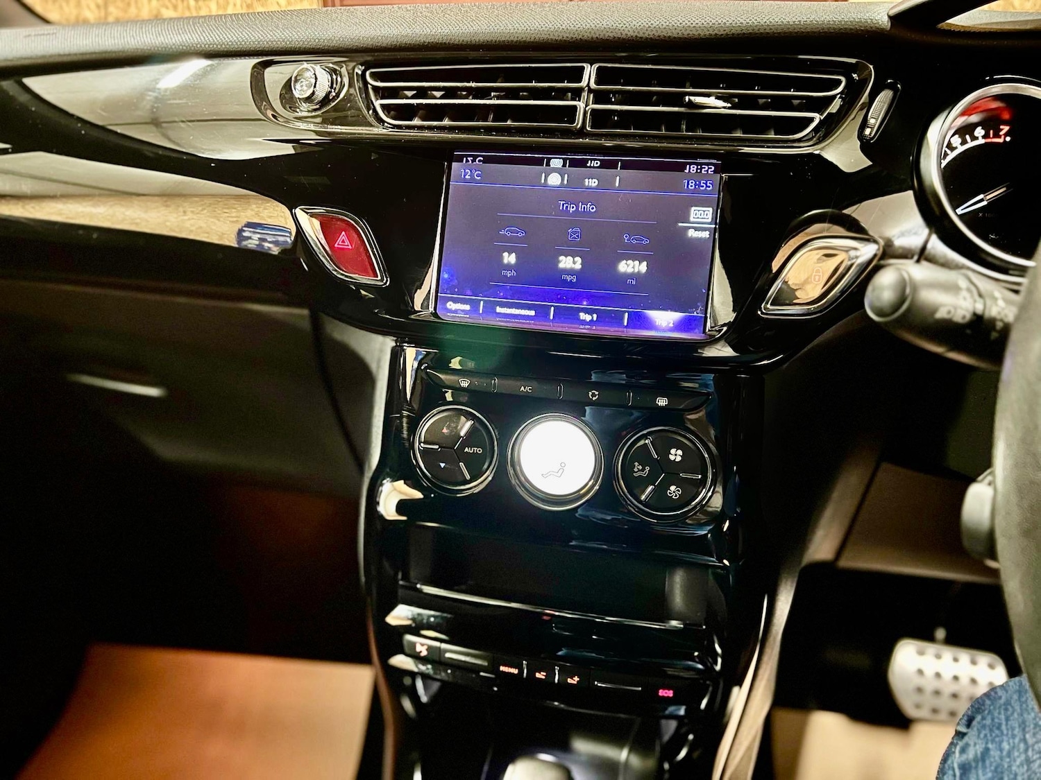 Used DS Automobiles DS 3 2016 for sale - 77330347: Photo 15