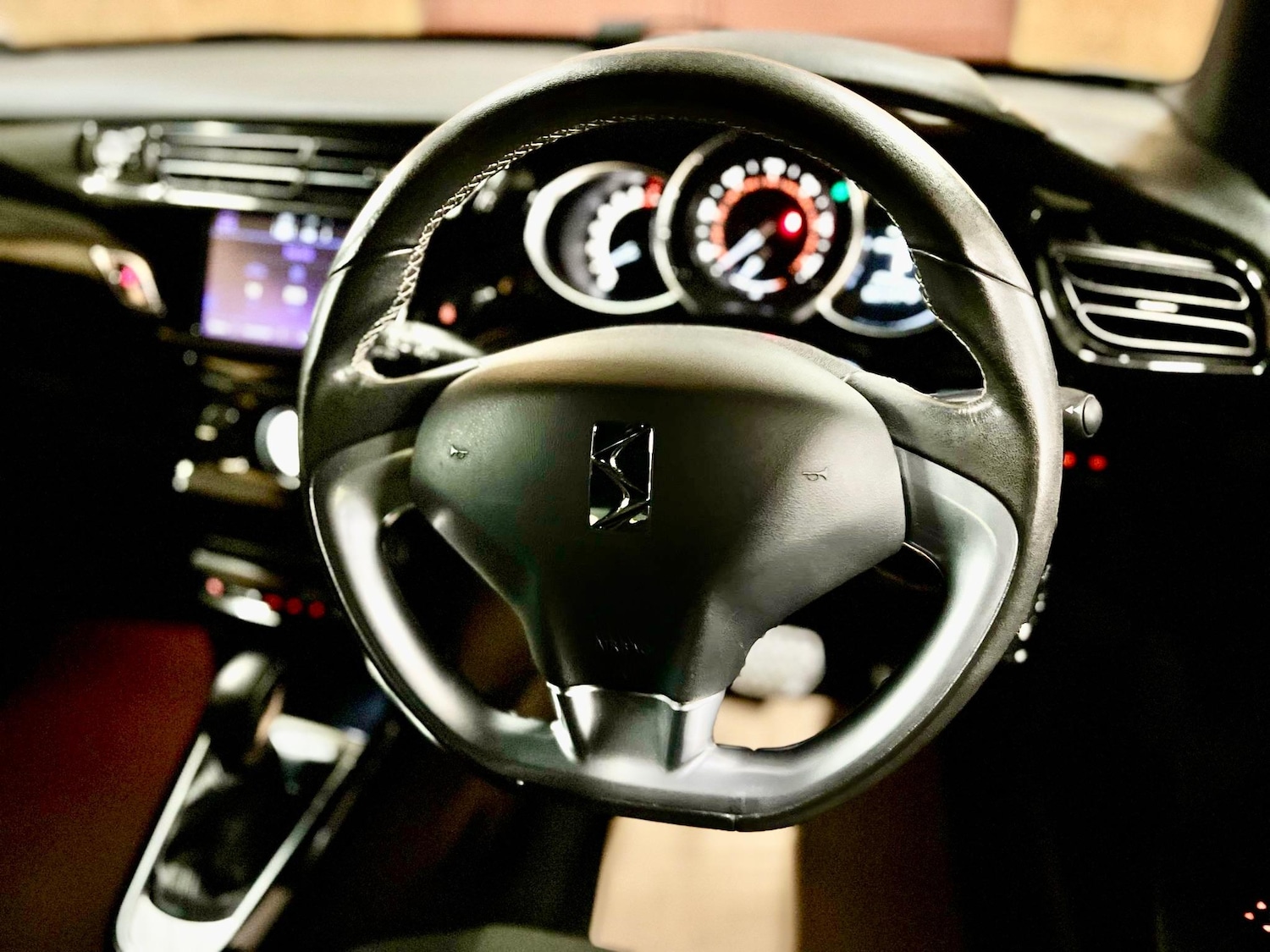 Used DS Automobiles DS 3 2016 for sale - 77330347: Photo 18