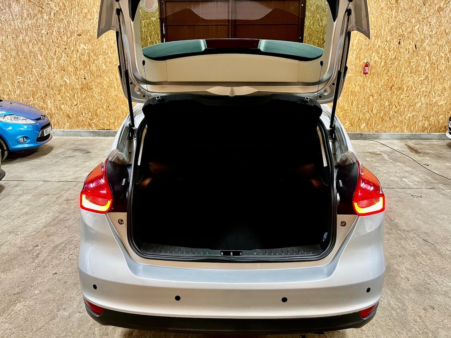 Used Ford Focus 2015 for sale - 77216108: Photo 14