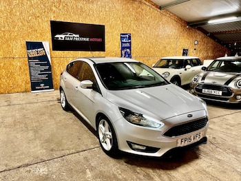 2015 (15) - 1.6 125 Zetec 5dr Powershift