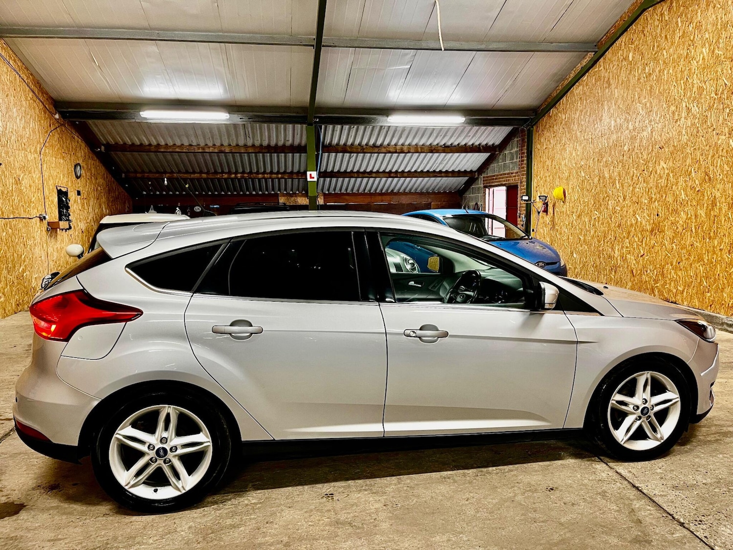 Used Ford Focus 2015 for sale - 77216108: Photo 7