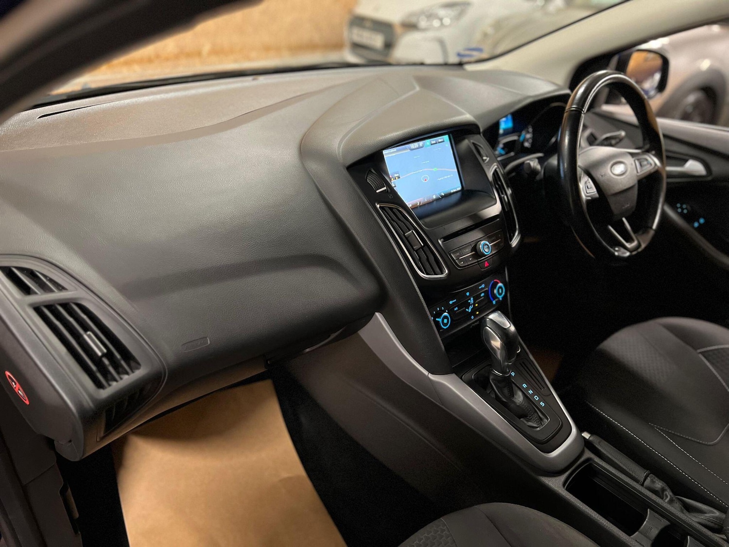 Used Ford Focus 2014 for sale - 76759484: Photo 10