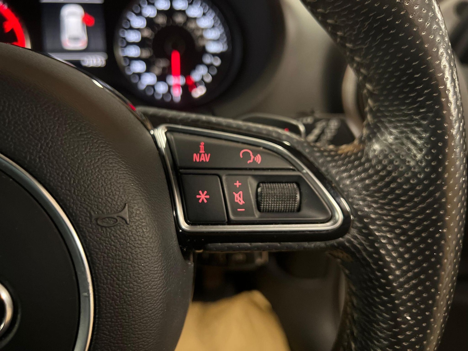 Used Audi A3 2014 for sale - 77081275: Photo 19