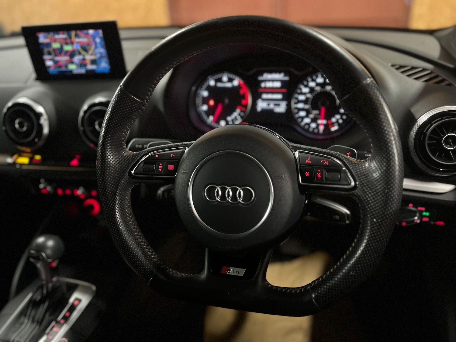 Used Audi A3 2014 for sale - 77081275: Photo 24