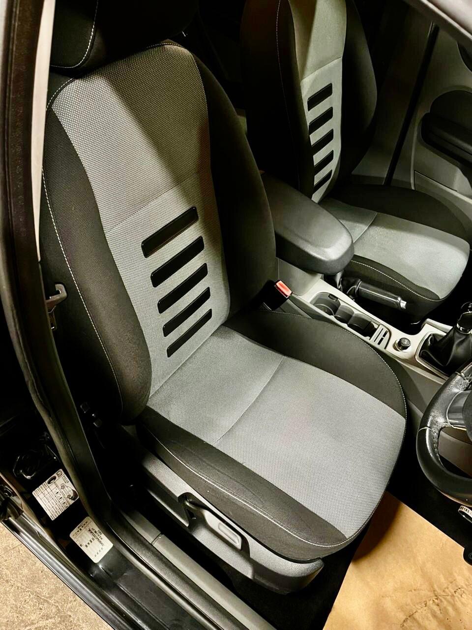 Used Ford Focus 2010 for sale - 77175429: Photo 12