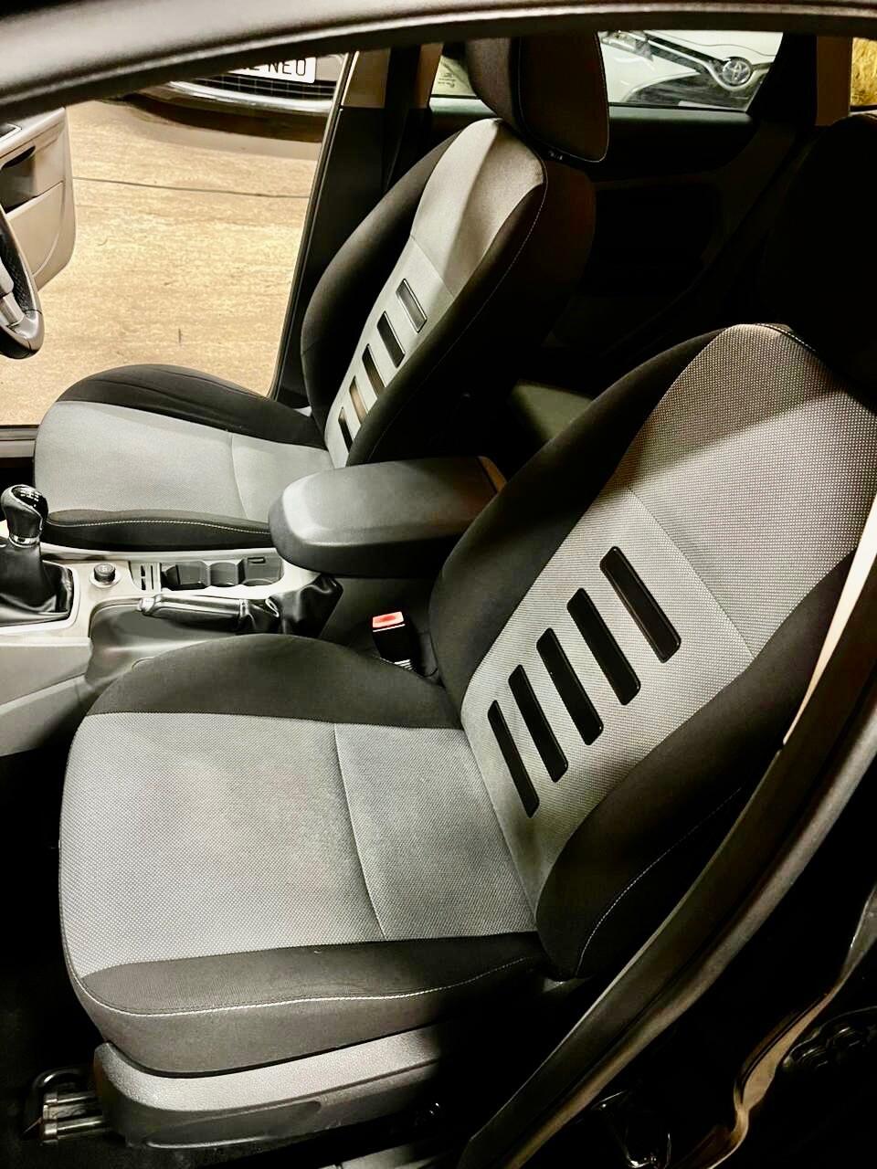 Used Ford Focus 2010 for sale - 77175429: Photo 16