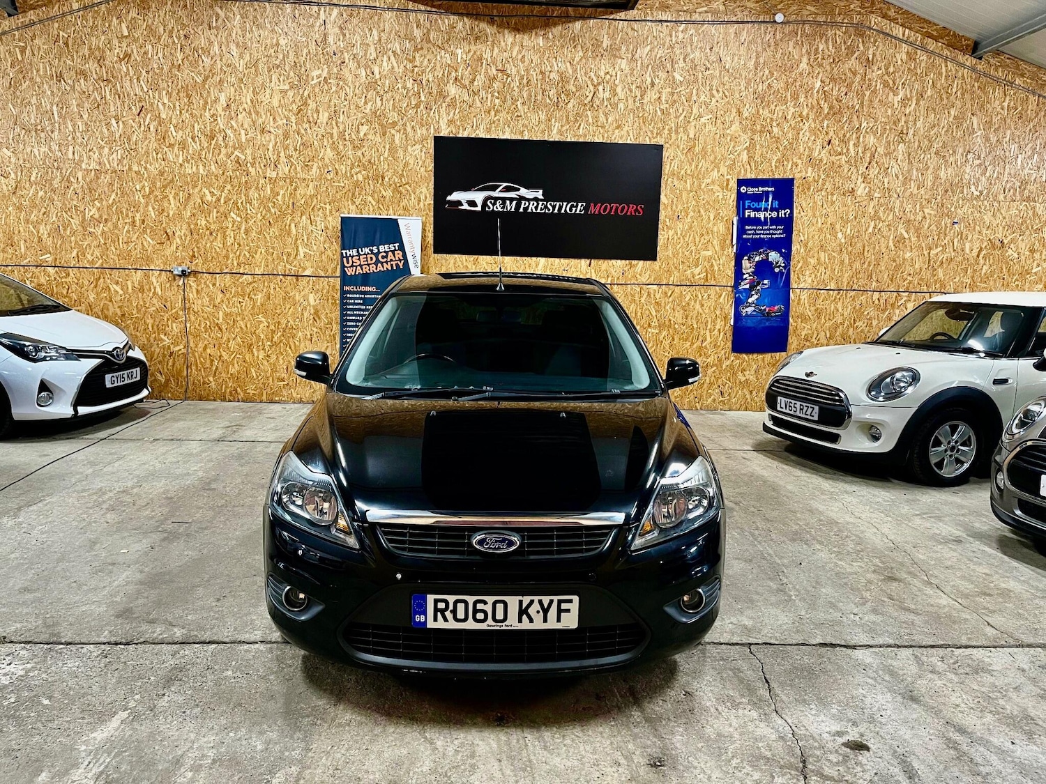 Used Ford Focus 2010 for sale - 77175429: Photo 2