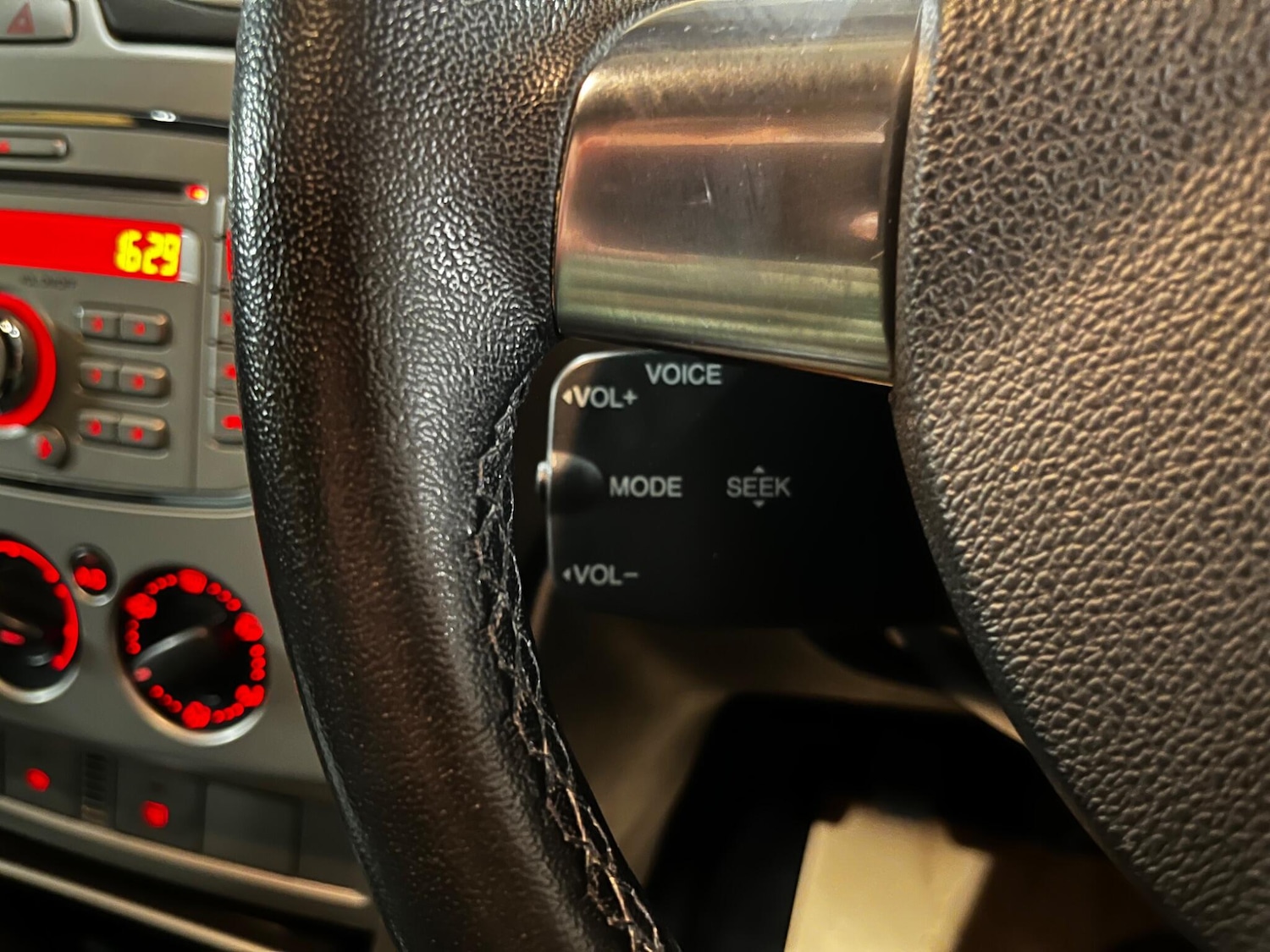 Used Ford Focus 2008 for sale - 77824684: Photo 14