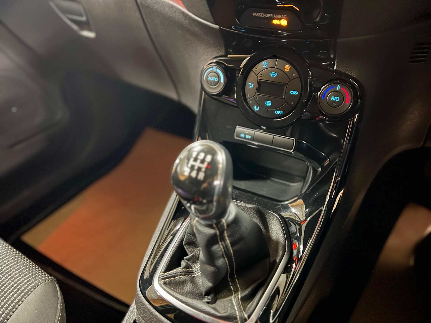 Used Ford Fiesta 2016 for sale - 76991442: Photo 9