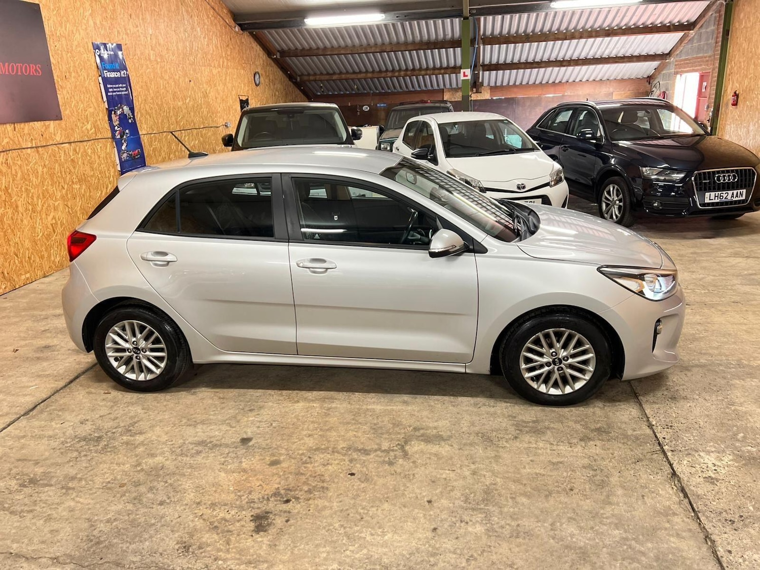 Used Kia Rio 2017 for sale - 77784268: Photo 7