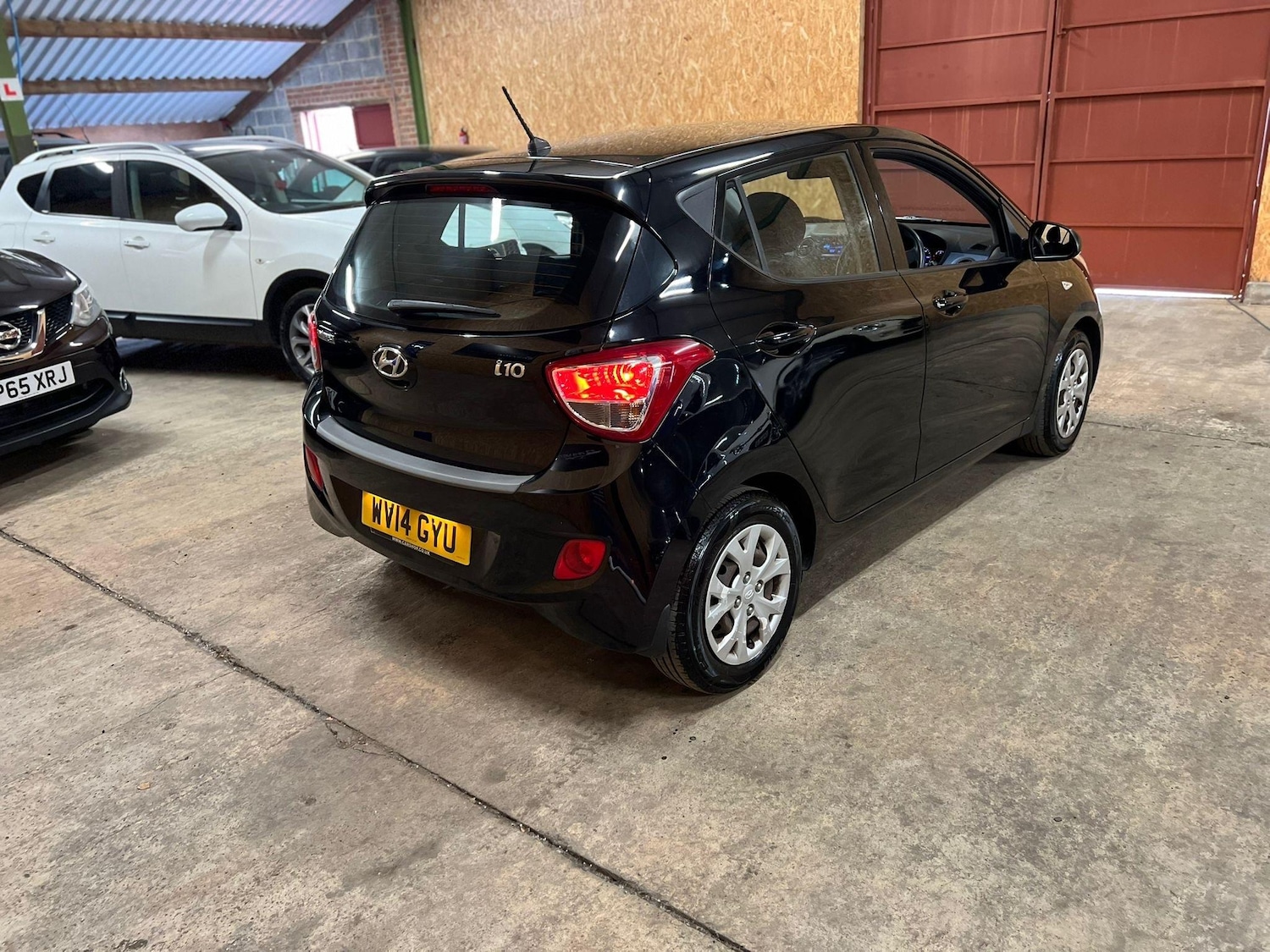 Used Hyundai i10 2014 for sale - 77395896: Photo 10